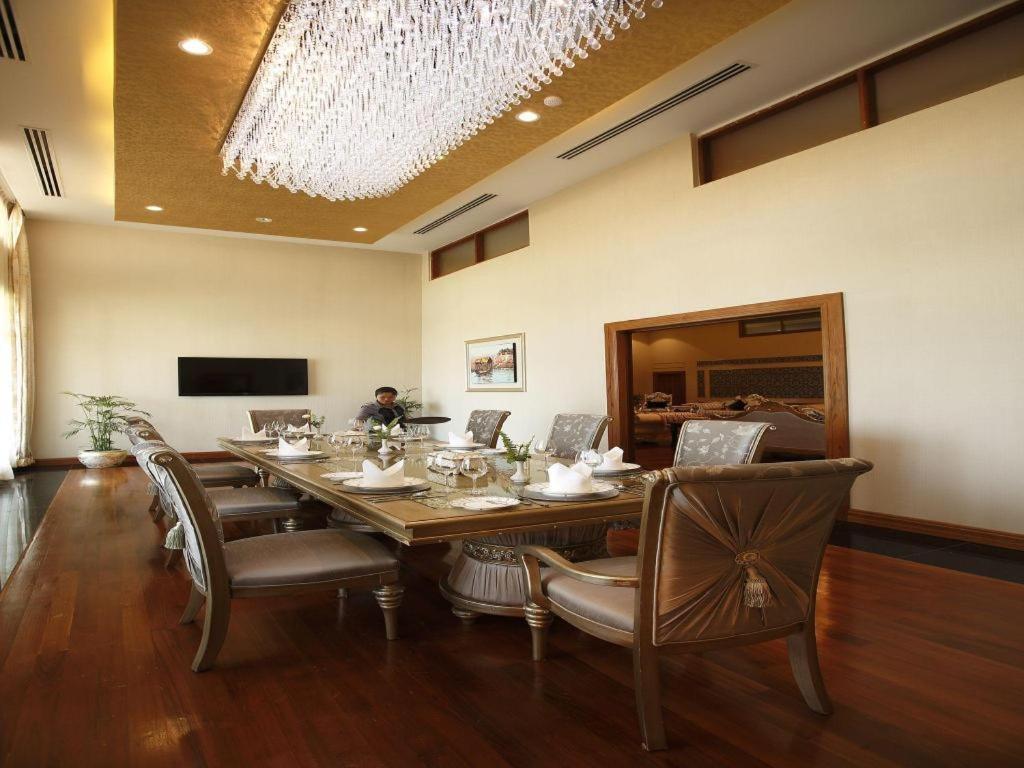 Horizon Lake View Resort Naypyidaw Ngoại thất bức ảnh