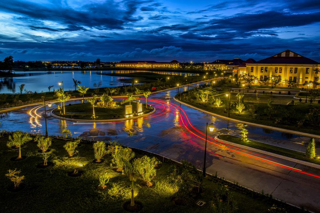 Horizon Lake View Resort Naypyidaw Ngoại thất bức ảnh